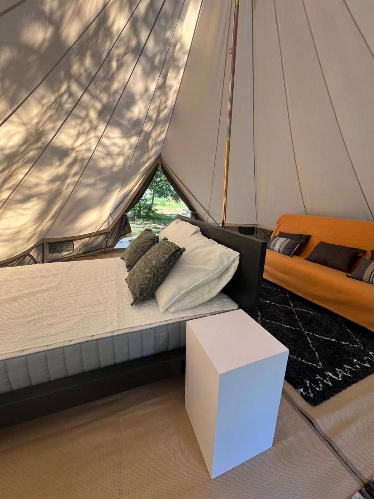 Camping La Kahute - Tente Lodge Au Coeur De La Foret Carcans Ngoại thất bức ảnh