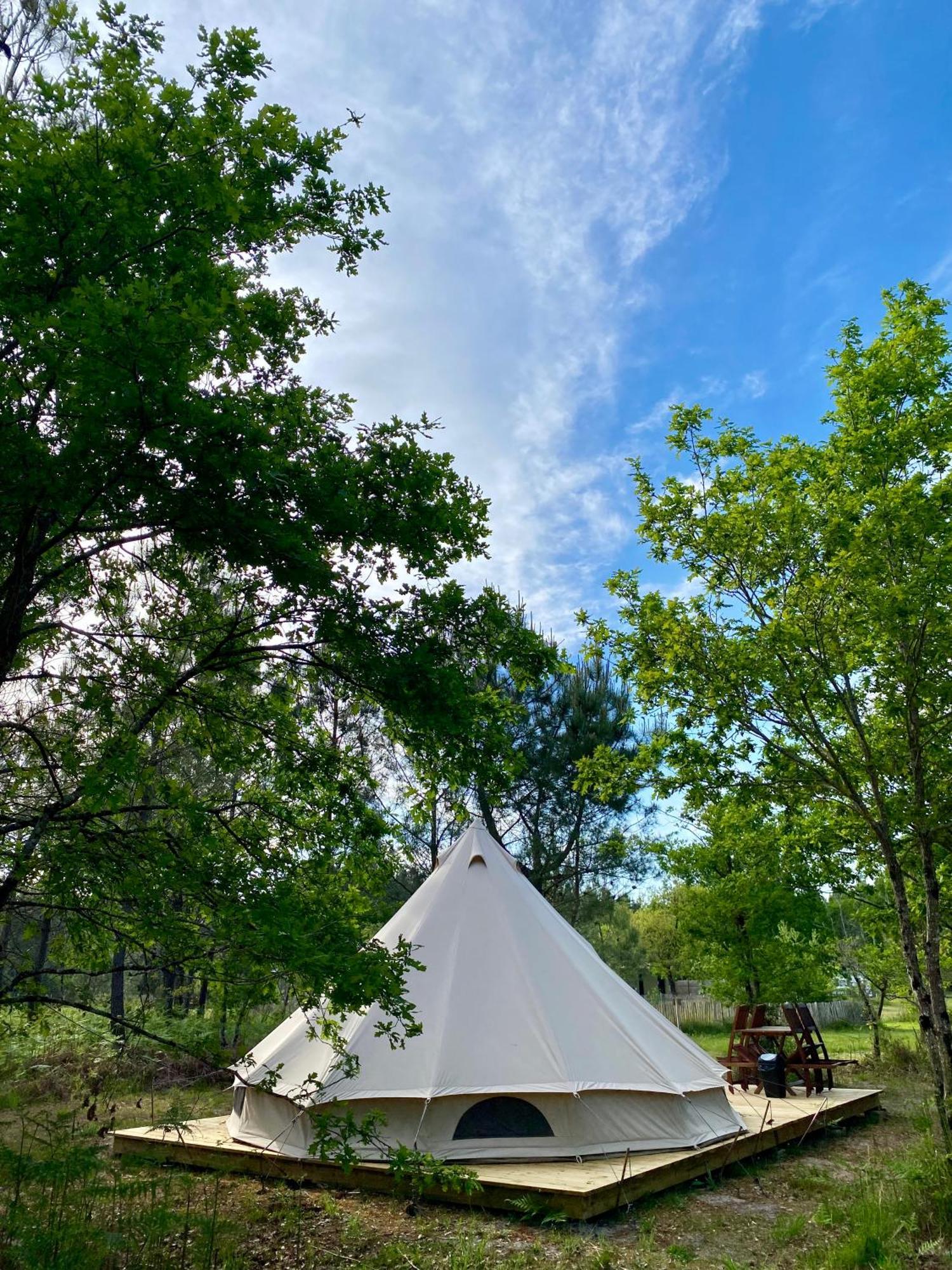 Camping La Kahute - Tente Lodge Au Coeur De La Foret Carcans Ngoại thất bức ảnh