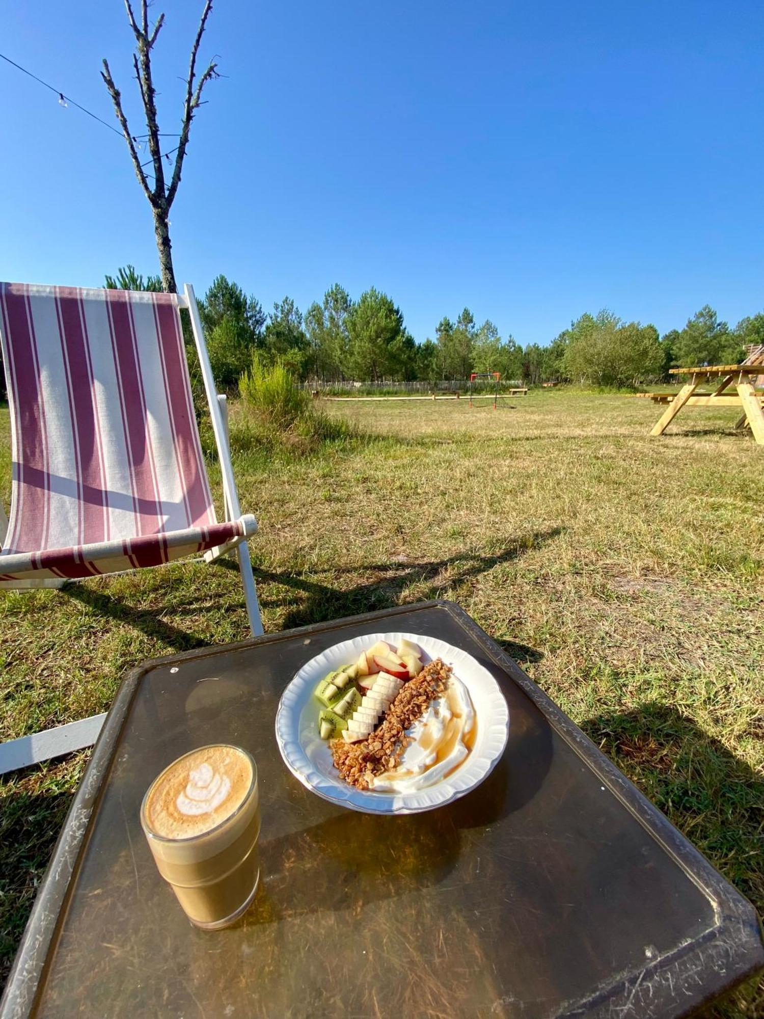 Camping La Kahute - Tente Lodge Au Coeur De La Foret Carcans Ngoại thất bức ảnh